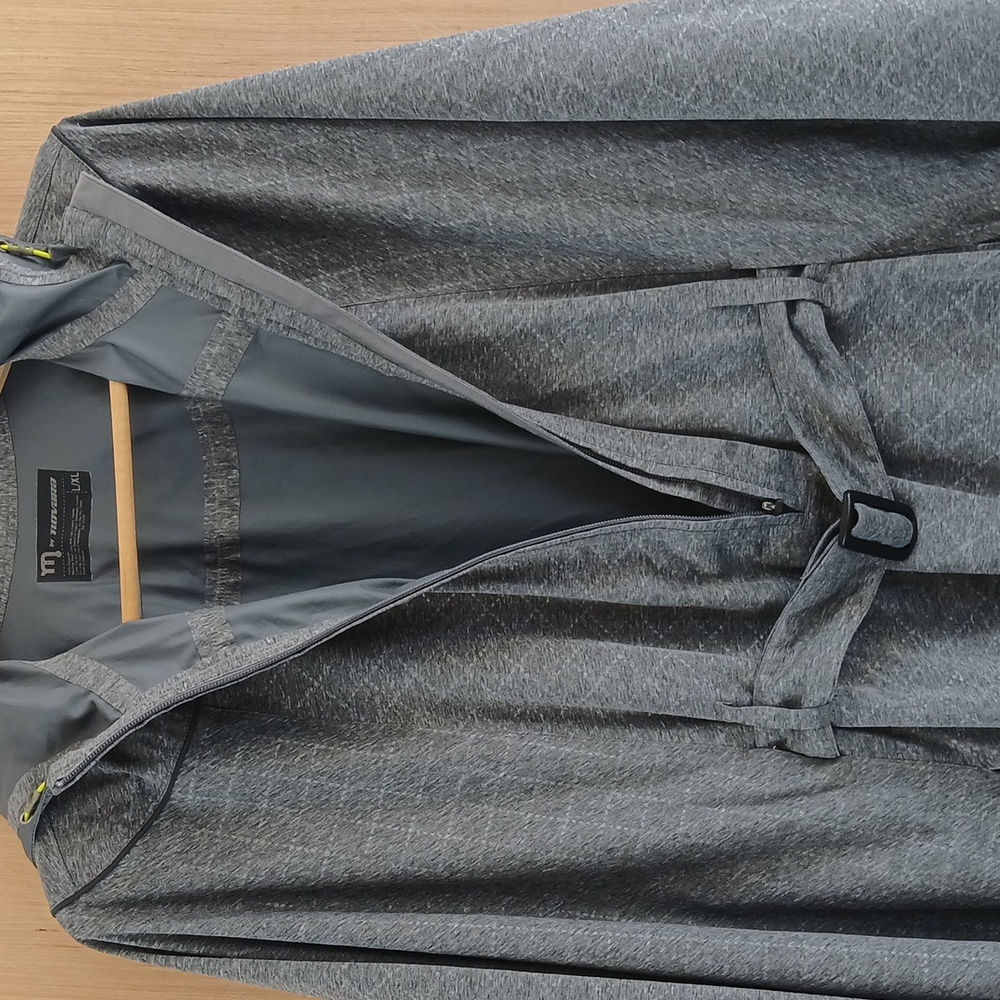 Novara poncho - Picture 3 of 10
